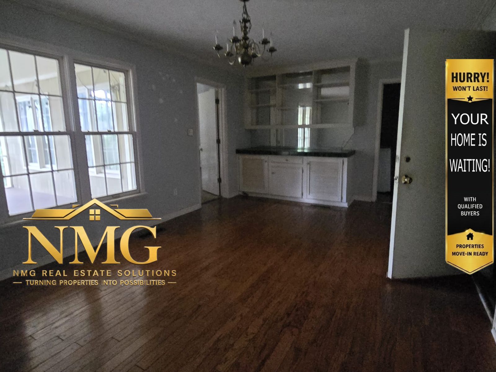 Jackson House: 4247 E Ridge Dr