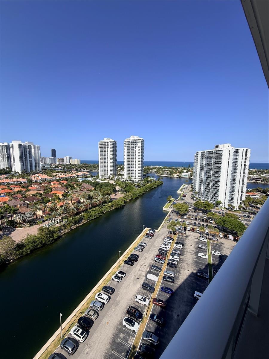 Aventura Condo: 3701 N Country Club Dr # 1901, Aventura FL 33180