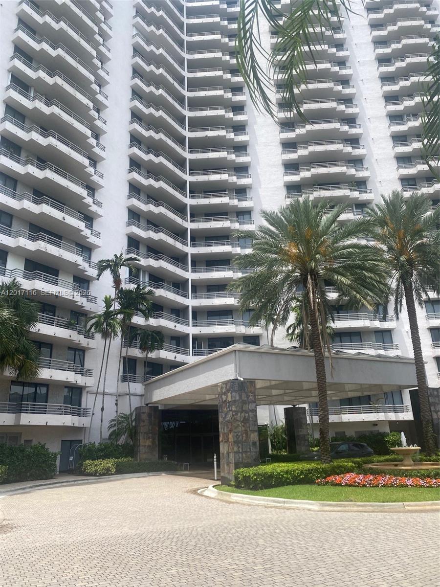 Aventura Condo: 3300 NE 191st St # 1906, Aventura FL 33180