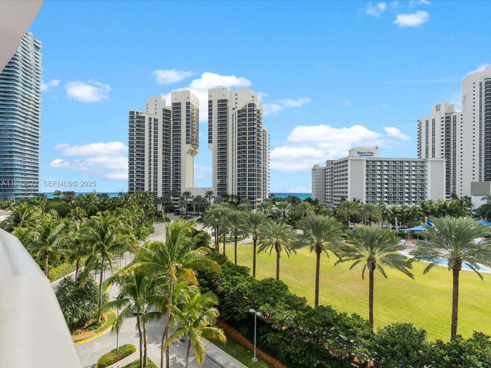 Sunny Isles Beach Condo: 19370 E Collins Ave # 625, Sunny Isles Beach FL 33160