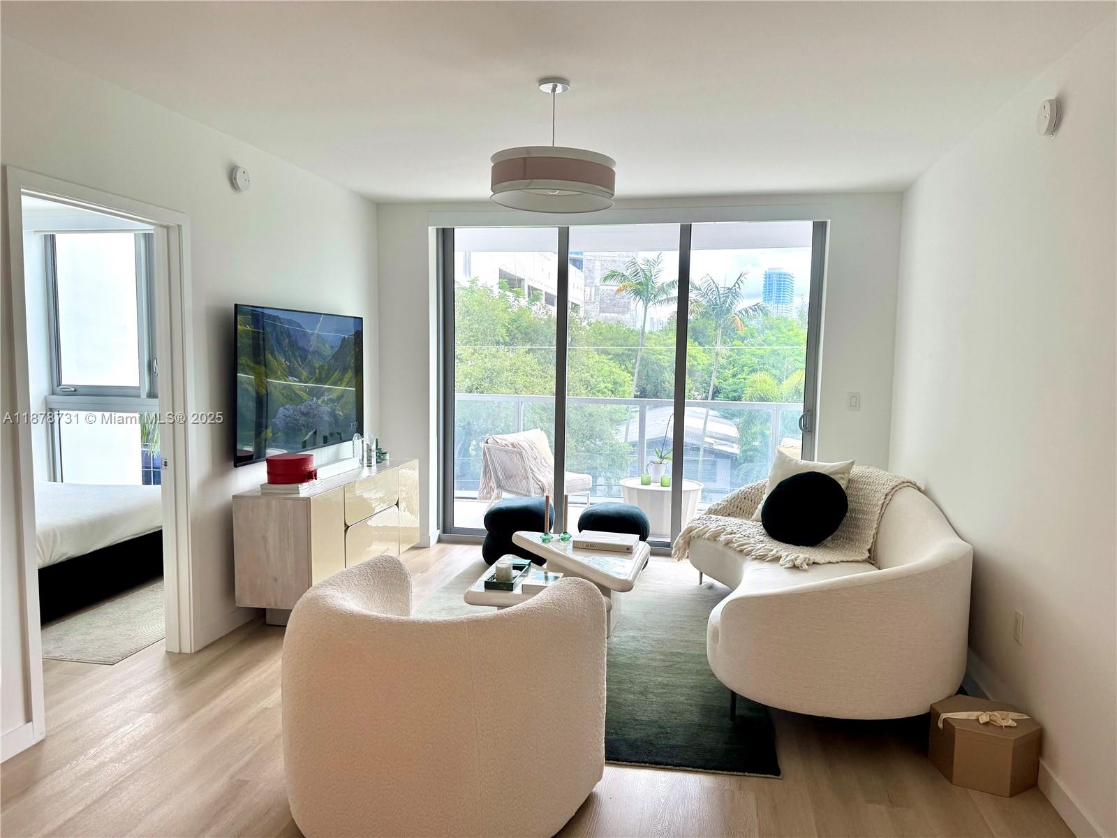 North Miami Beach Condo: 13800 Highland Dr # 307, North Miami Beach FL 33181