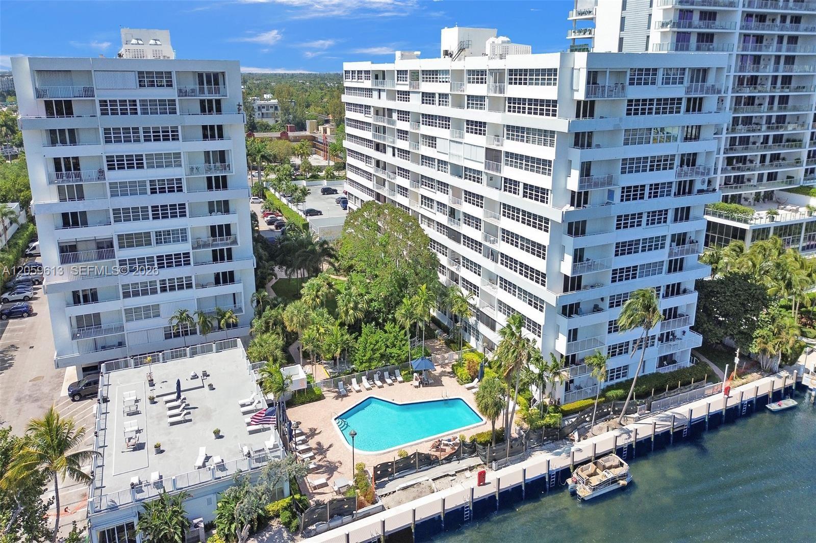 Fort Lauderdale Condo: 1160 N Federal Hwy, Fort Lauderdale FL 33304