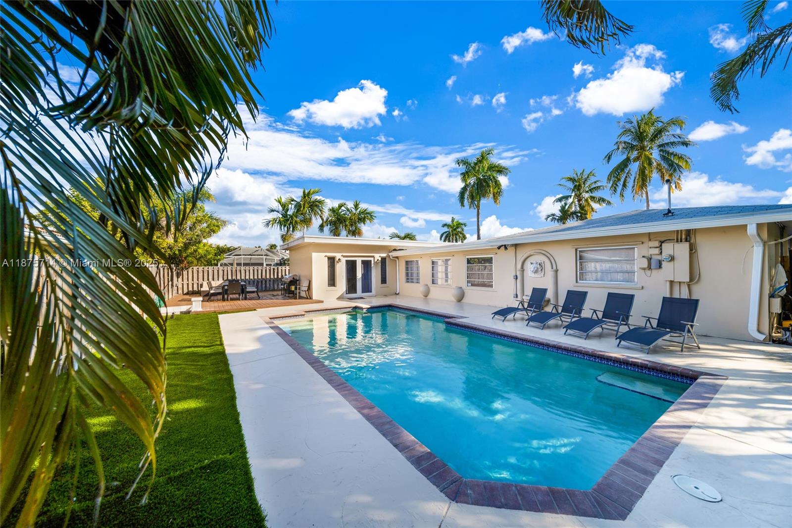 Lauderdale By The Sea Condo: 241 Oceanic Ave, Lauderdale By The Sea FL 33308