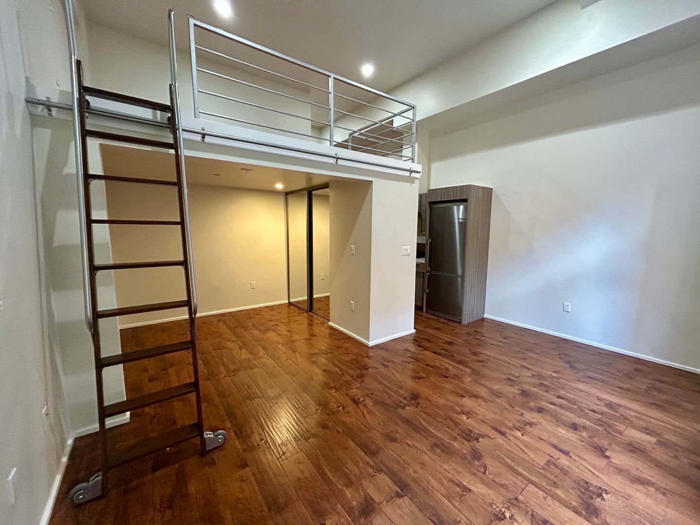 San Francisco Condo: 550 Jessie Street