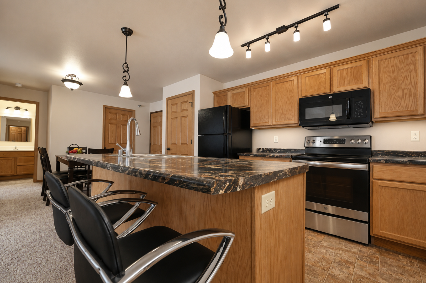 Tomah Apartment: 1028 Berry Ave