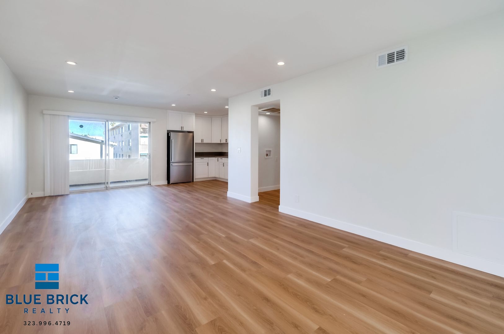 Valley Village Condo: 5415 Corteen Pl