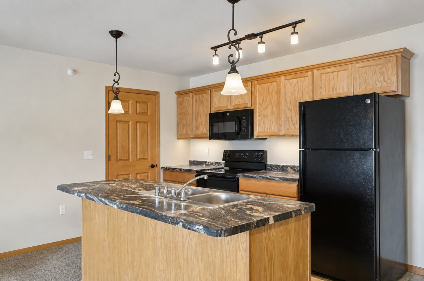 Tomah Apartment: 1028 Berry Ave