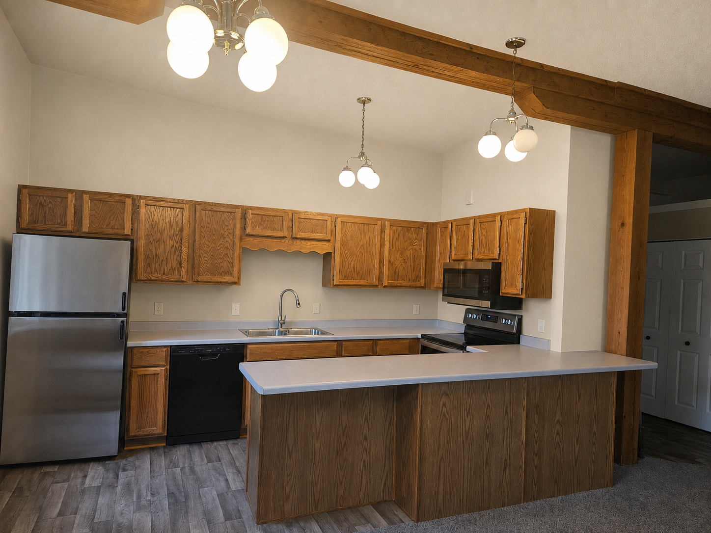 Stevens Point Condo: 1020 1st St