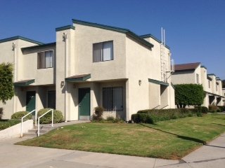 Los Angeles Condo: 1693 W. Jefferson Blvd.