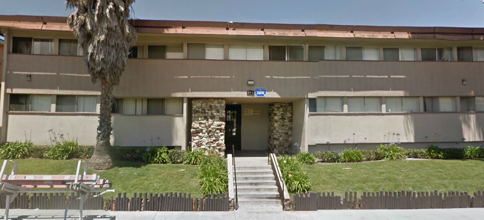 Los Angeles Condo: 3919 Nicolet Ave