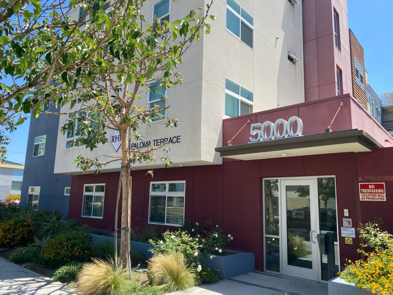 Los Angeles Condo: 5000 S. Main Street
