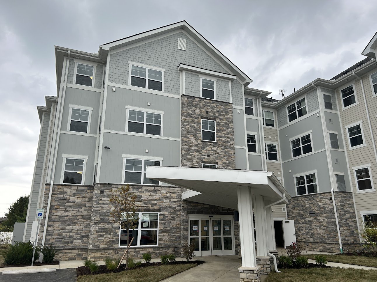 Columbus Condo: 1009 East Dublin Granville Road