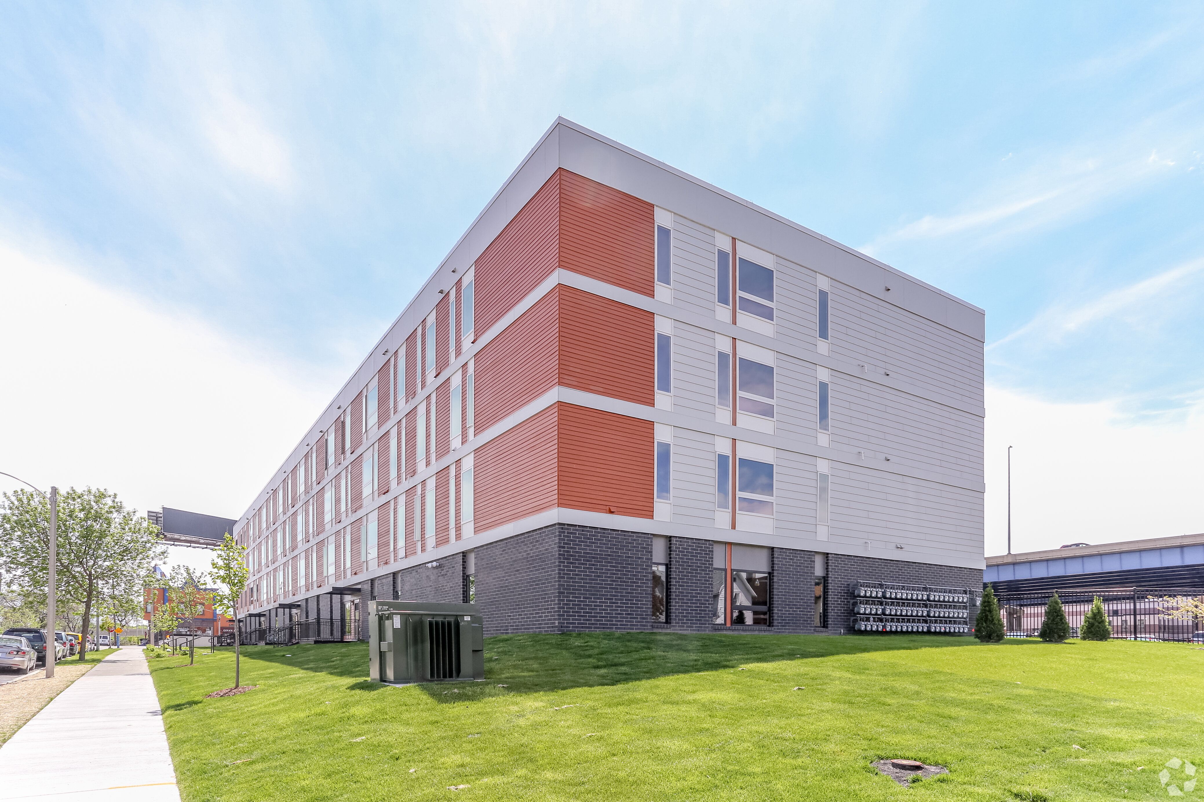 Milwaukee Condo: 704 W. National Avenue