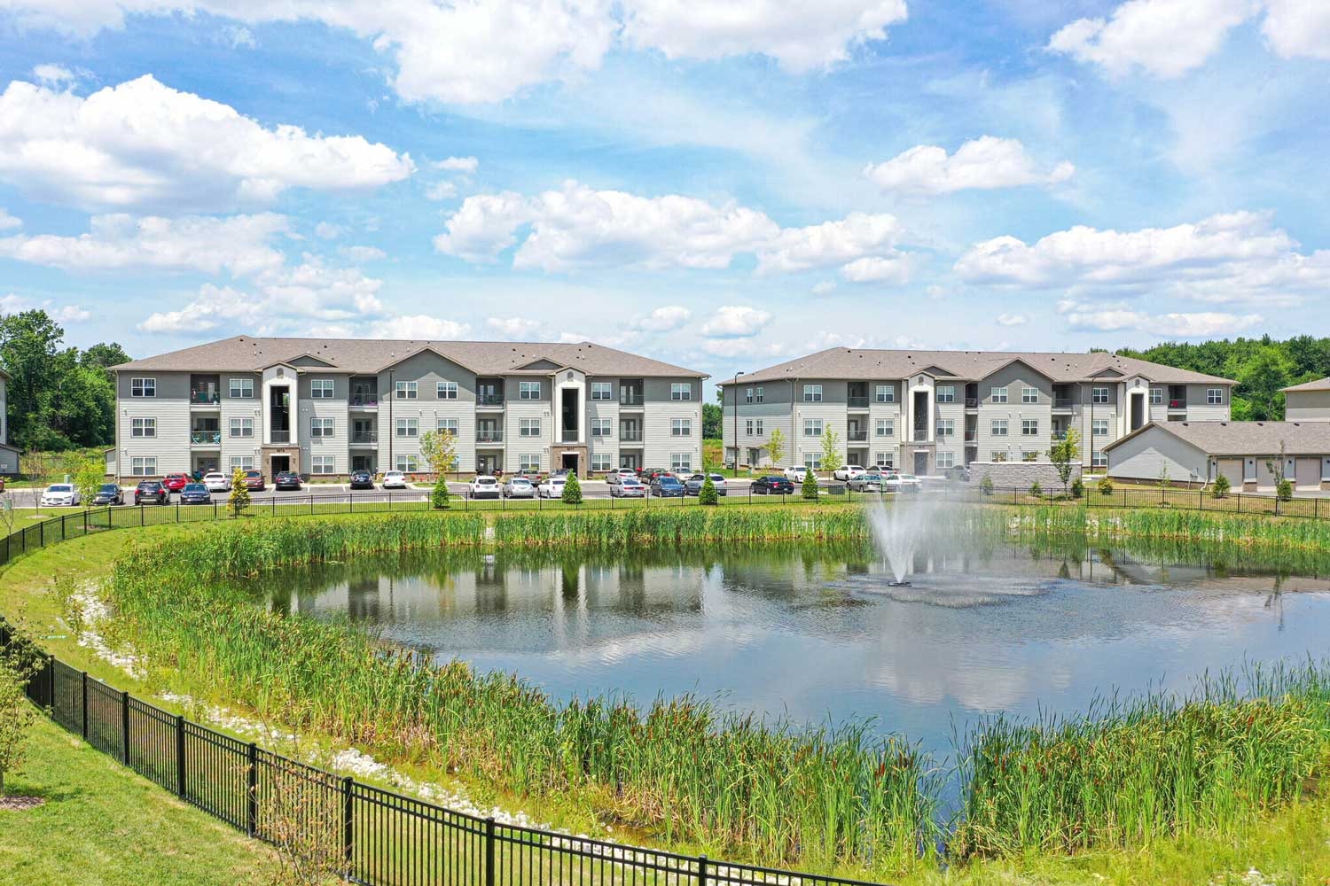 Louisville Condo: 1253 McCawley Rd