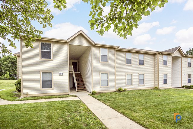 Kansas City Condo: 8426 E. 108th St.