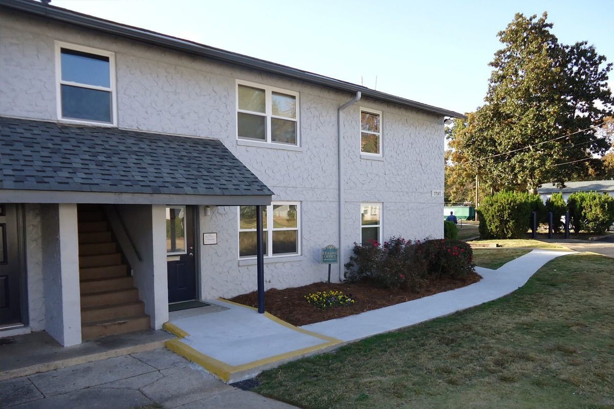 Atlanta Condo: 1191 Oakland Lane SW