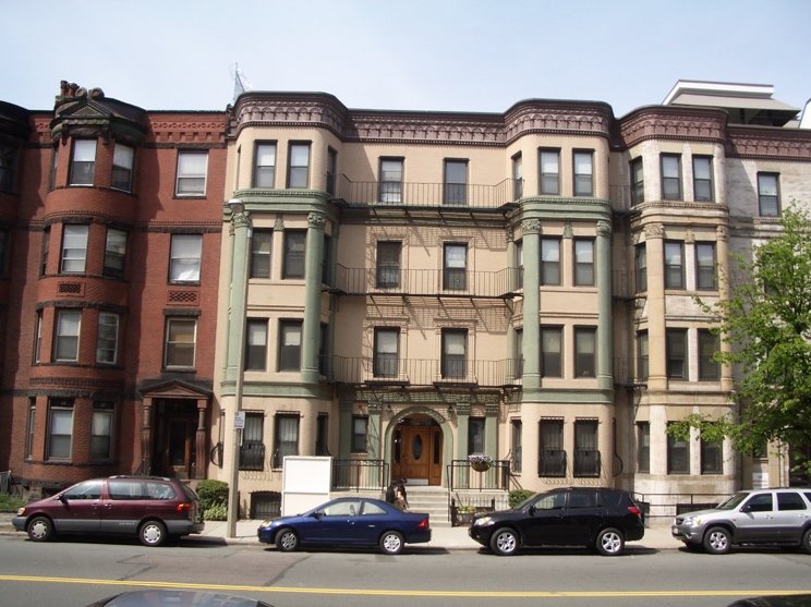 Boston Condo: 66 Westland Ave