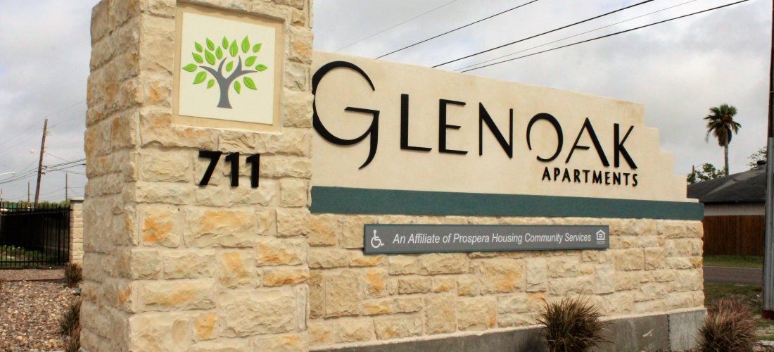 Corpus Christi Condo: 711 Glenoak Drive