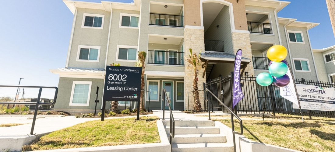 Corpus Christi Condo: 6002 Greenwood Drive