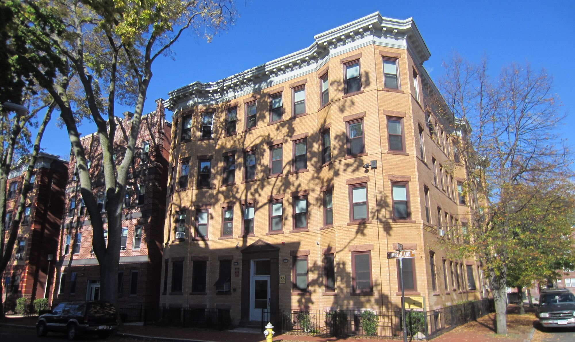 Springfield Condo: 414 Chestnut St.