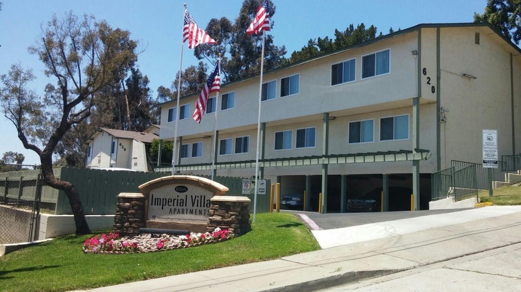 San Diego Condo: 620 67th St