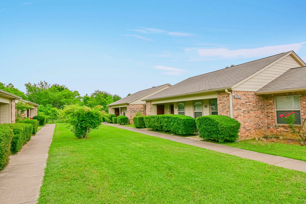 Jacksonville Condo: 1220 Heritage Drive