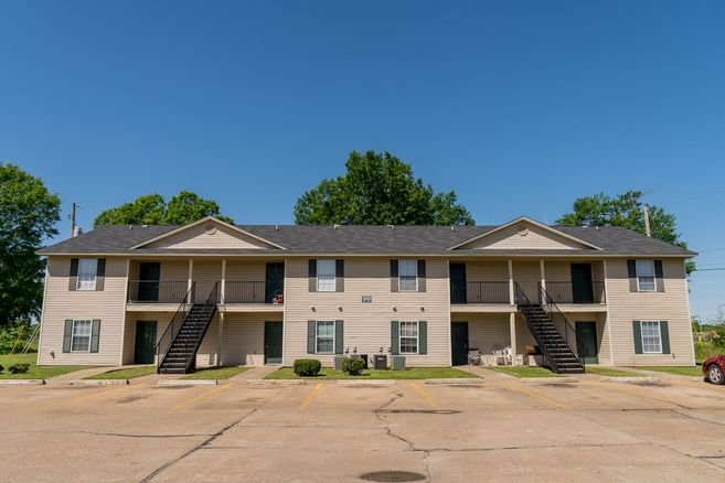 Shreveport Condo: 3540 W 70th St