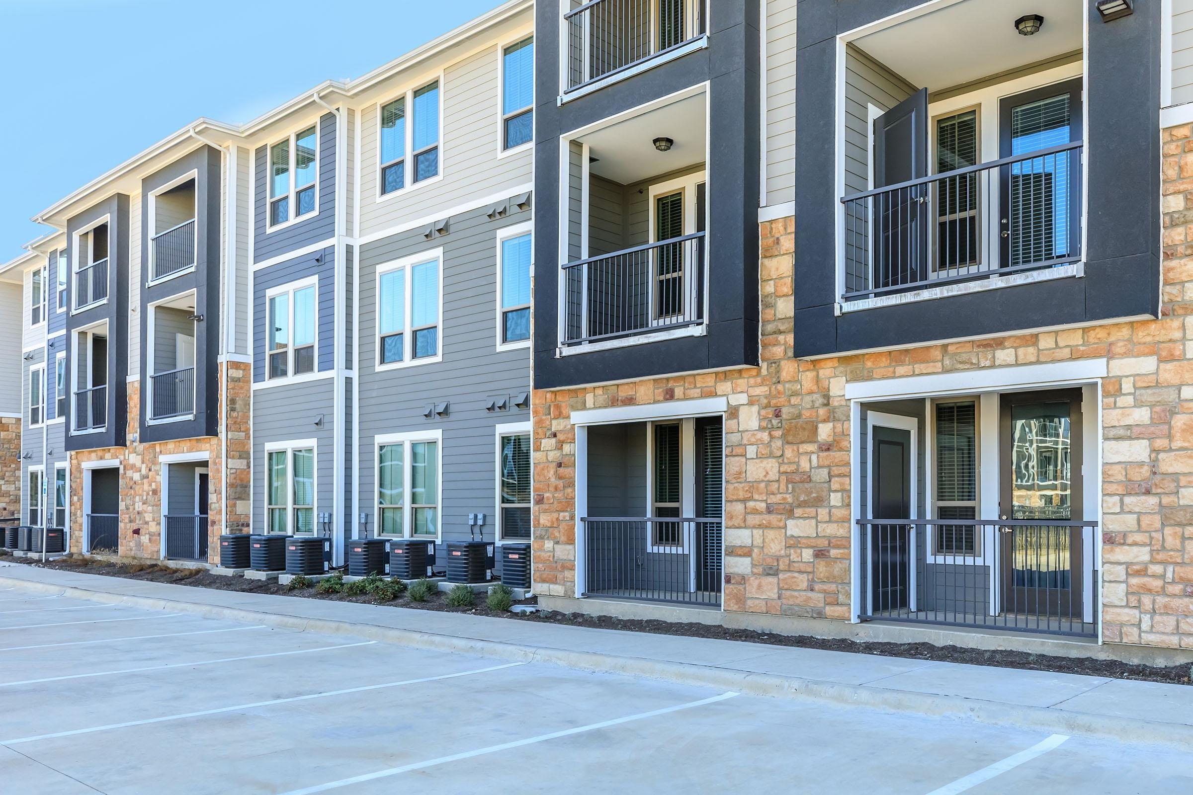 Austin Condo: 7011 McKinney Falls Parkway
