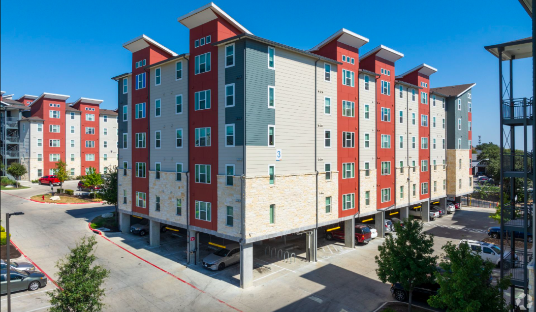 Austin Condo: 2401 E Oltorf St