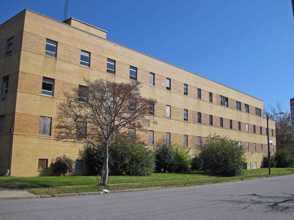 Newport News Condo: 1003 28th Street