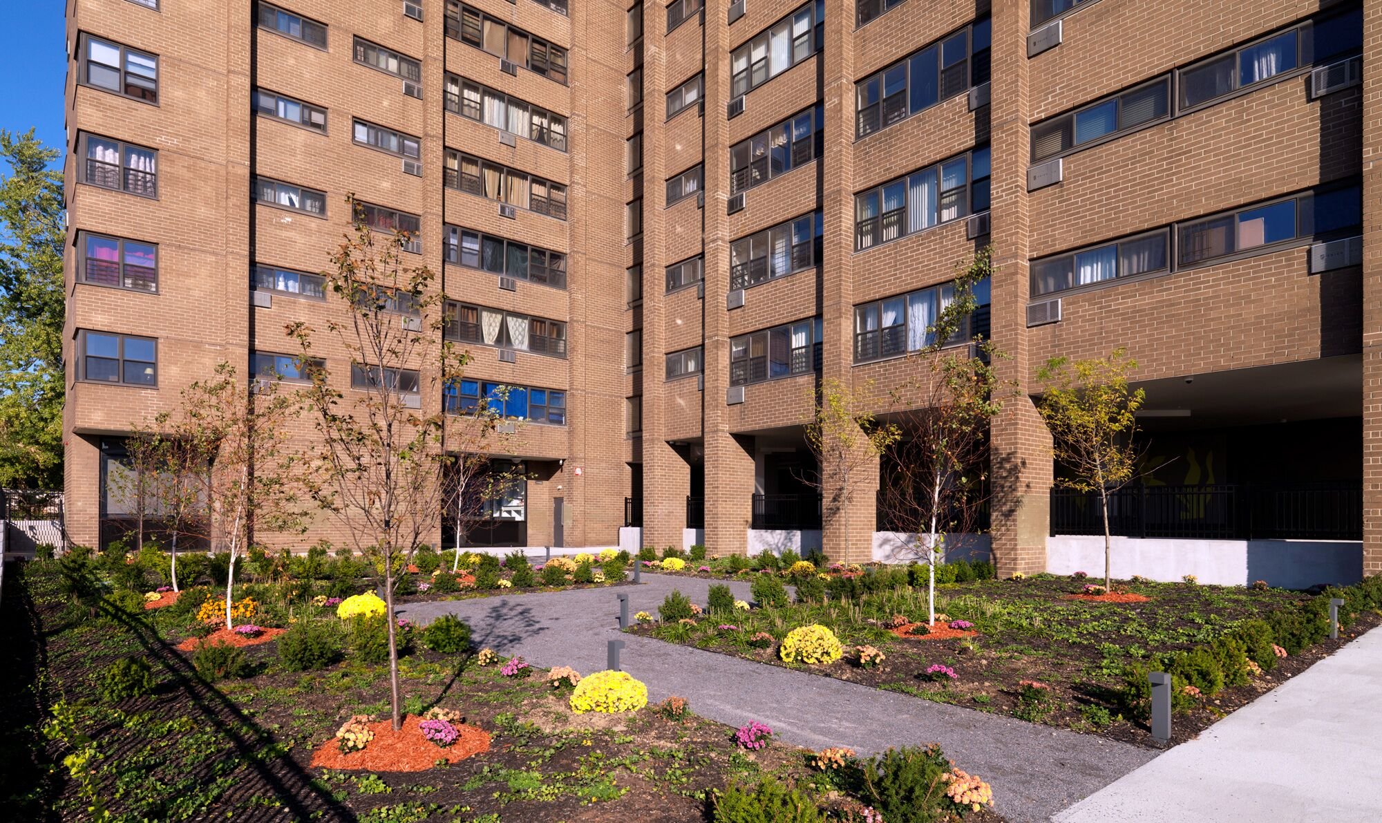Yonkers Condo: 160 Warburton Ave.