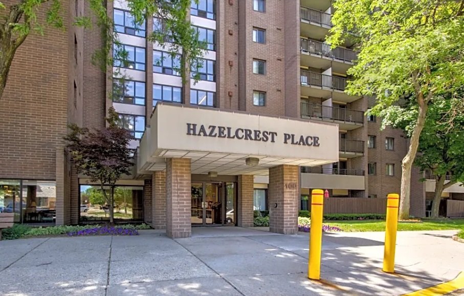 Hazel Park Condo: 100 Hazelcrest Place