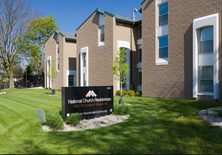 Racine Condo: 2250 Layard Ave.