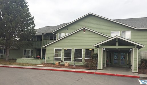 Madras Condo: 242 SW 3rd St.