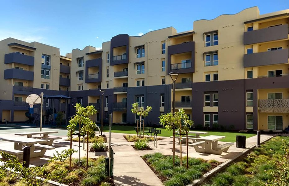 Gilroy Condo: 200 East 10th Street