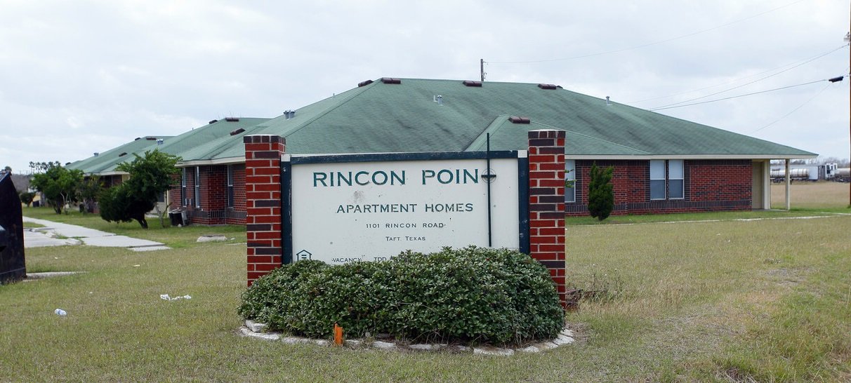 Taft Condo: 1101 Rincon Rd