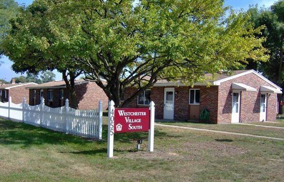 Saginaw Condo: 4055 W Michigan