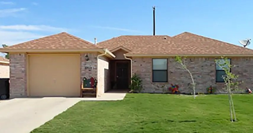 Eagle Pass Condo: 108 Round Rock Drive