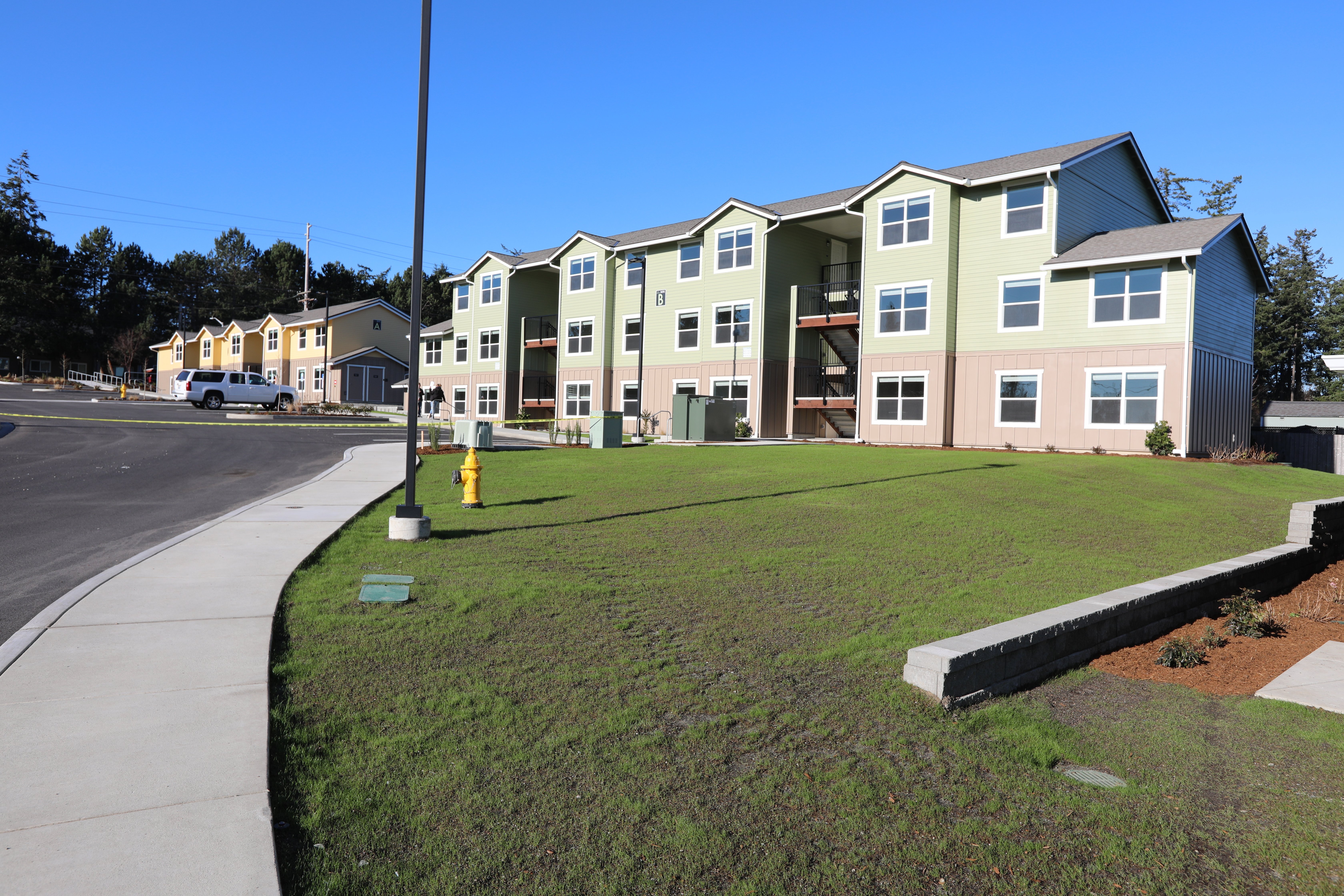 Oak Harbor Condo: 900 N Oak Harbor Street