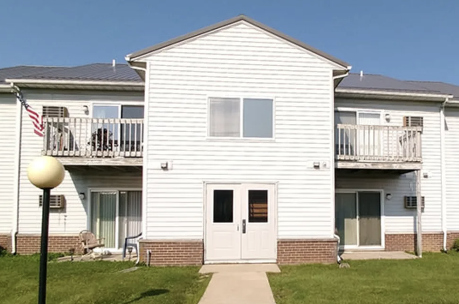 Ashley Condo: 107 Chapel Ln