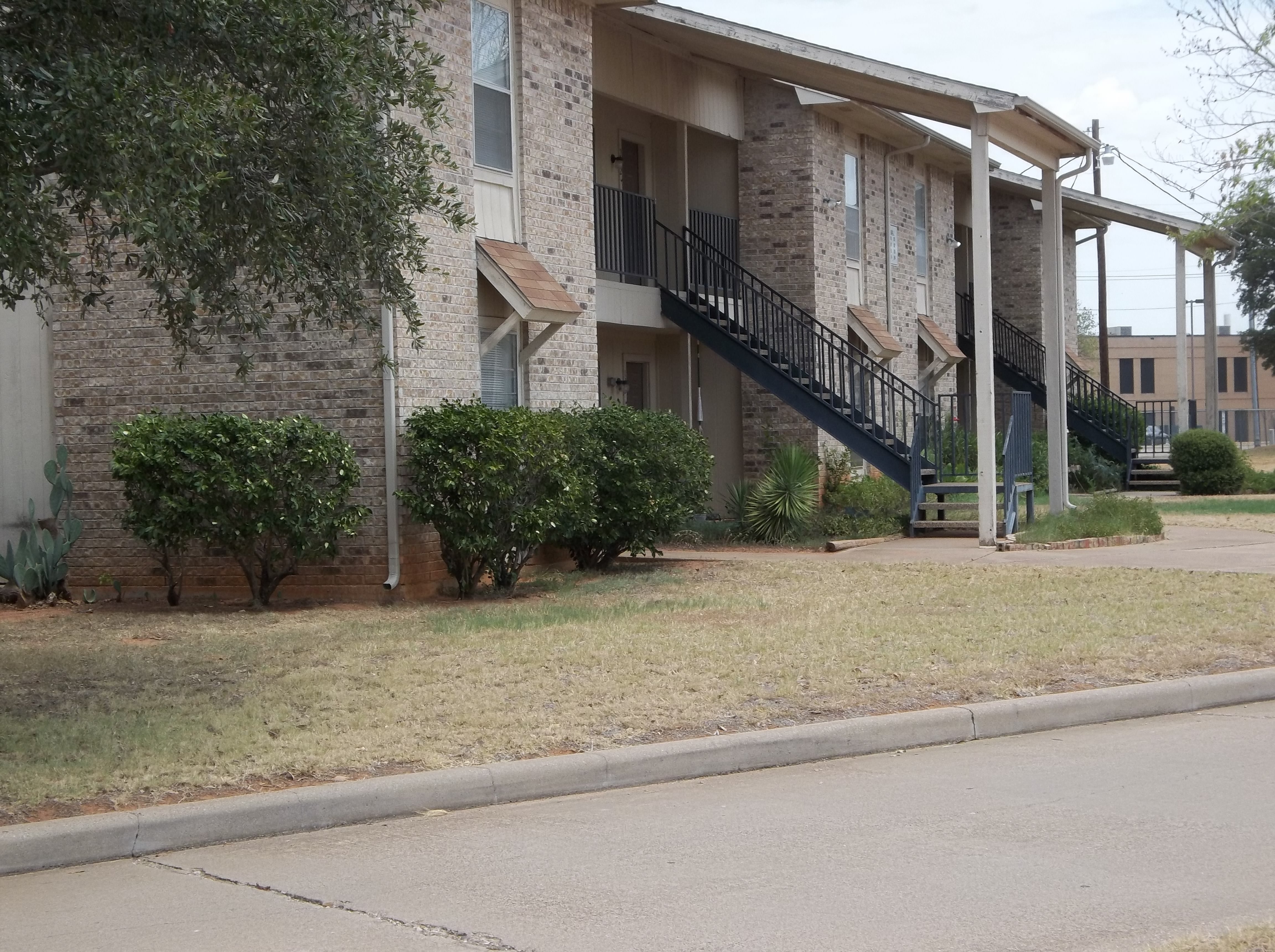Glen Rose Condo: 701 Stadium Drive