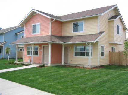 Mabton Condo: 708 Washington St.