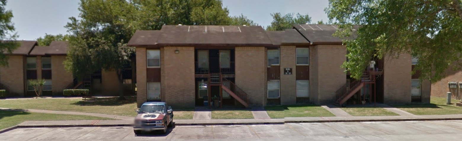 Crosby Condo: 304 Krenek Rd.