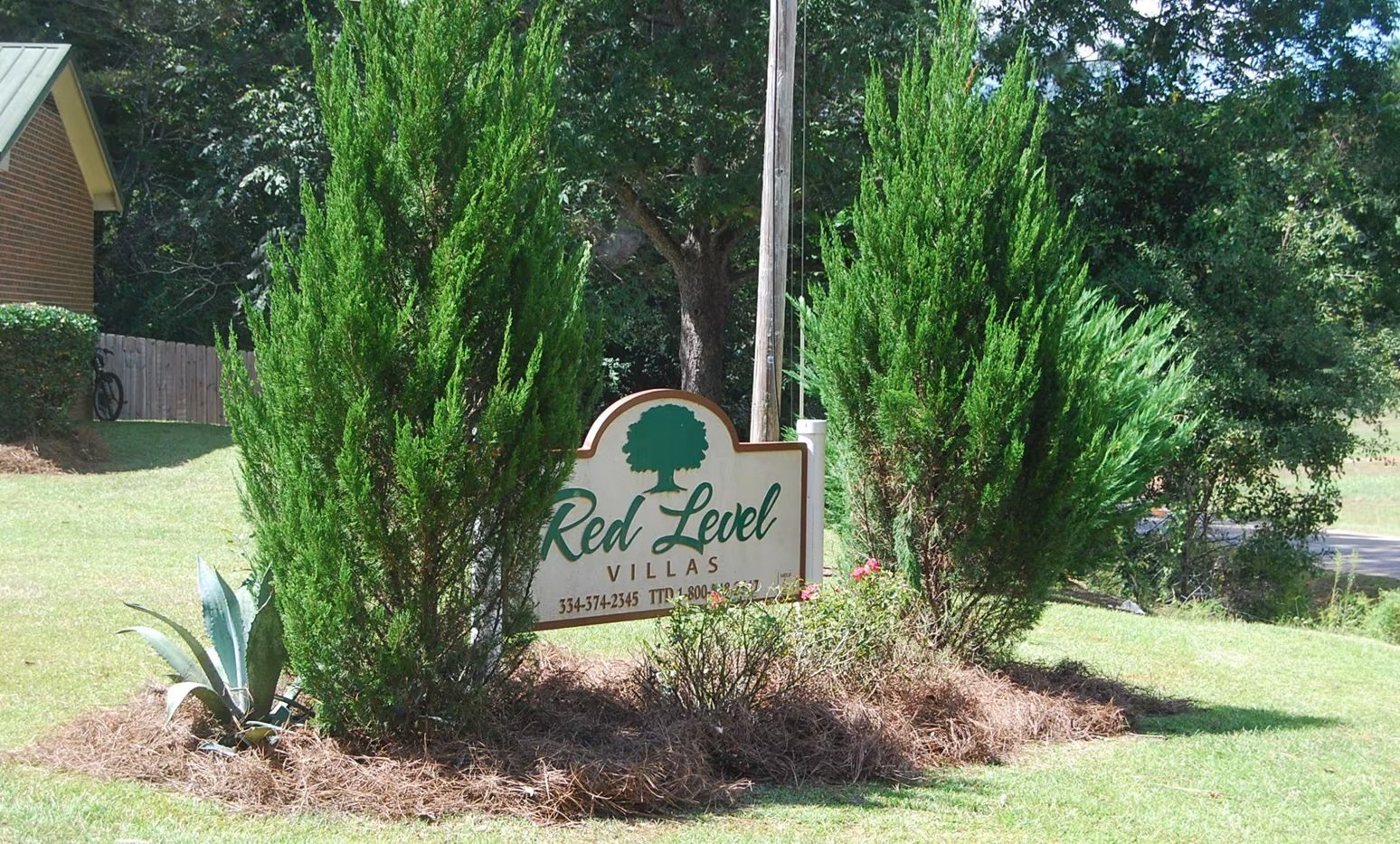 Red Level Condo: 29337 Villas Street