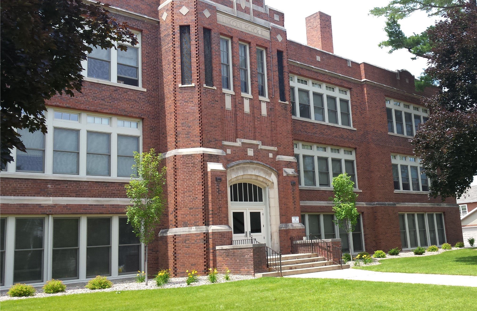 Berlin Condo: 289 E. Huron Street