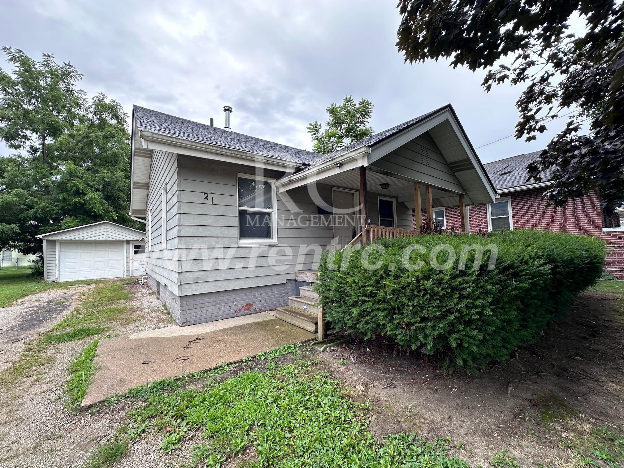 Danville House: 21 Crawford