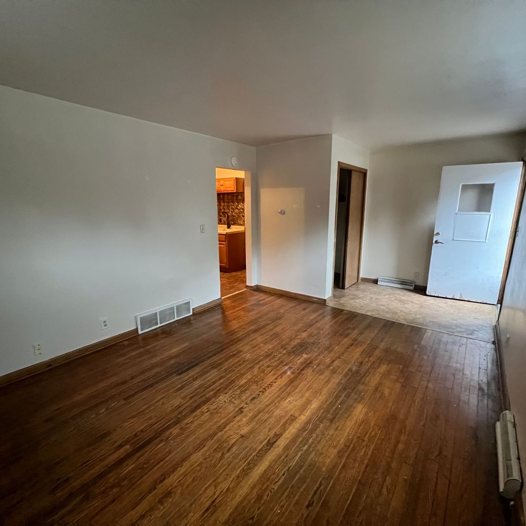 Milwaukee Condo: 3178 N Booth St