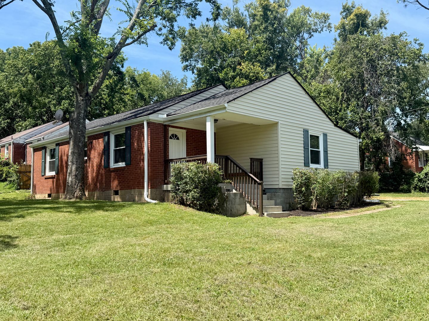Madison House: 902 Gibson Drive