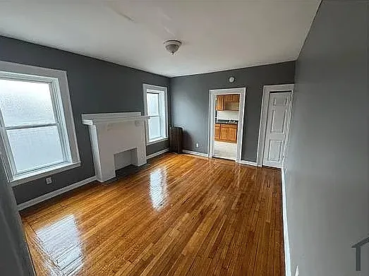 Newark Condo: 220 Roseville Ave