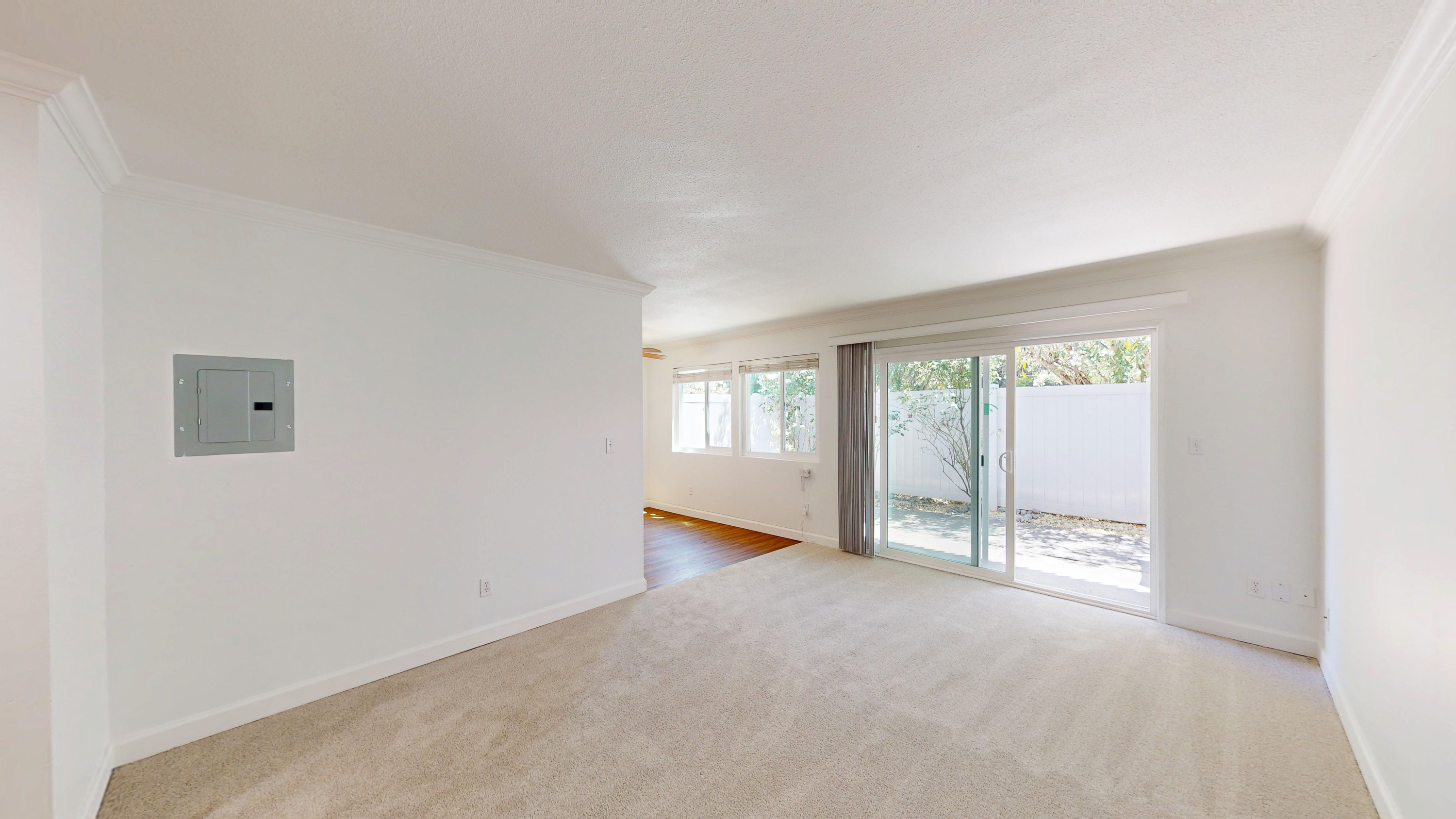 Novato Condo: 980 Ignacio Blvd